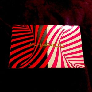 MAC the ultimate trick mini 12x vault